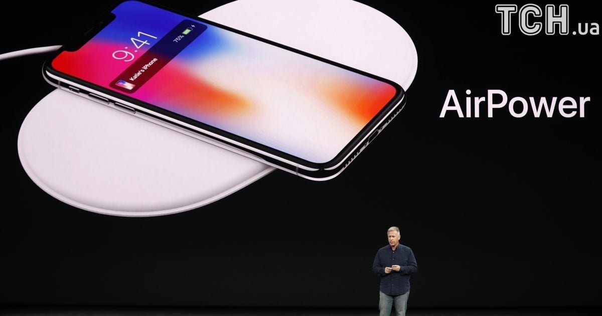 Пристрій для безпровідної зарядки гаджетів Apple. / © Reuters