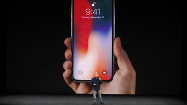 Главная новинка - iPhone 10. / © Reuters