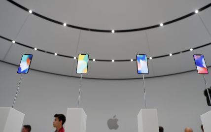 В Apple предупредили о возможном выгорании дисплеев iPhone X