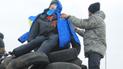 В Сумах на Масленицу сожгли чучело Путина