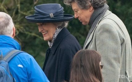 Королевская расистка леди Сьюзен Хасси посетила службу с Чарльзом и принцессой Анной