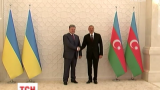 Президенти України й Азербайджану відмовилися спілкуватися російською в рамках офіційної зустрічі