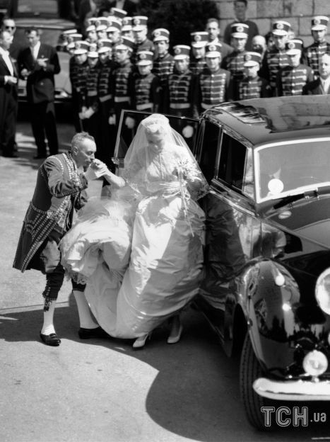 Свадебное платье Грейс Келли / © Associated Press