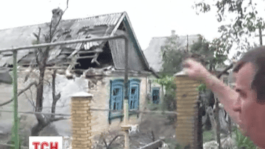 Жителей Марьинки и Красногоровки, которых в среду атаковали боевики, вывозят в безопасное место