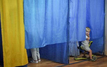 На Одещині можуть засудити жінку до семи років ув'язнення за підкуп виборців