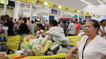 Евакуація та закупи у супермаркетах: як Кариби переживають атаку урагану десятиліття_2 / © Reuters