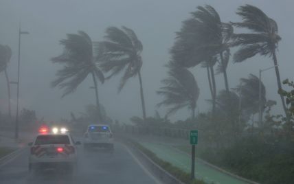 Ураган "Ірма": МЗС радить українцям не їздити на південне узбережжя США і до країн Карибського басейну
