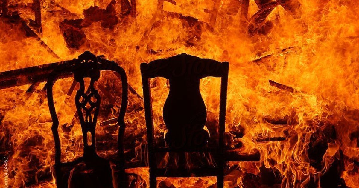 У Києві під час гасіння пожежі у багатоповерхівці знайшли труп
