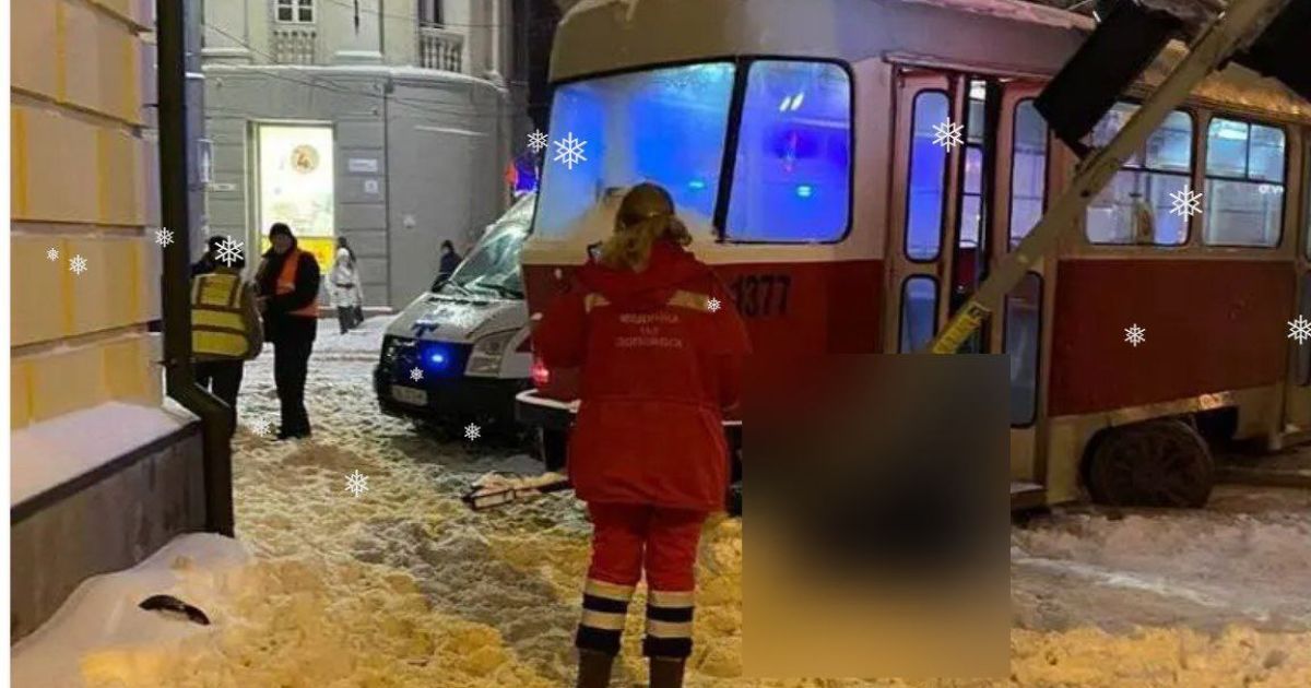 Водію трамвая, який у Дніпрі збив на смерть жінку, загрожує до 7 років за ґратами
