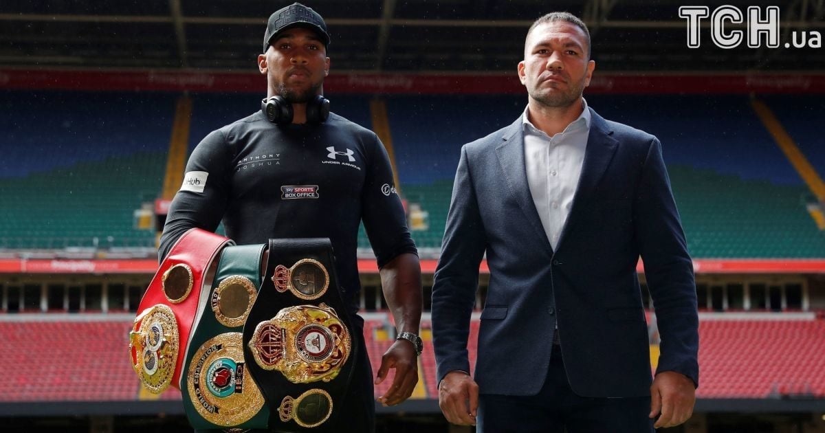 Джошуа и Пулев провели встречу в Кардиффе перед боем. / © Reuters