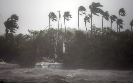 Ущерб от ураганов "Харви" и "Ирмы" может превысить 290 млрд долларов