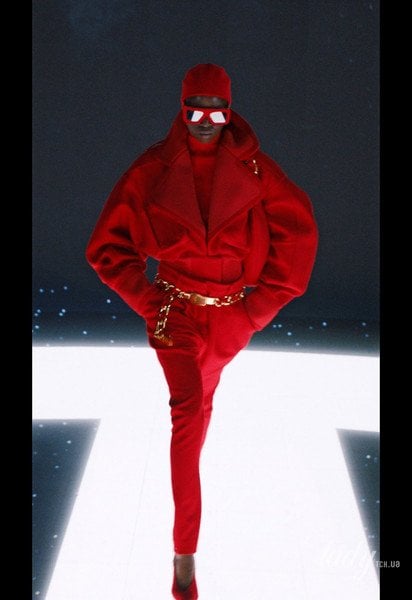 Коллекция Balmain прет-а-порте сезона осень-зима 2021-2022 / © East News