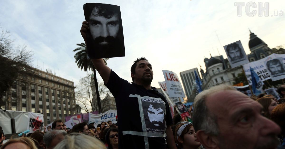 Заворушення спалахнули через півтори години після завершення маршу на підтримку Мальдонадо, коли більшість протестувальників вже встигла розійтися. / © Reuters