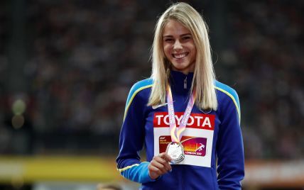 Прыгунья-красавица Левченко стала лучшей спортсменкой месяца в Украине
