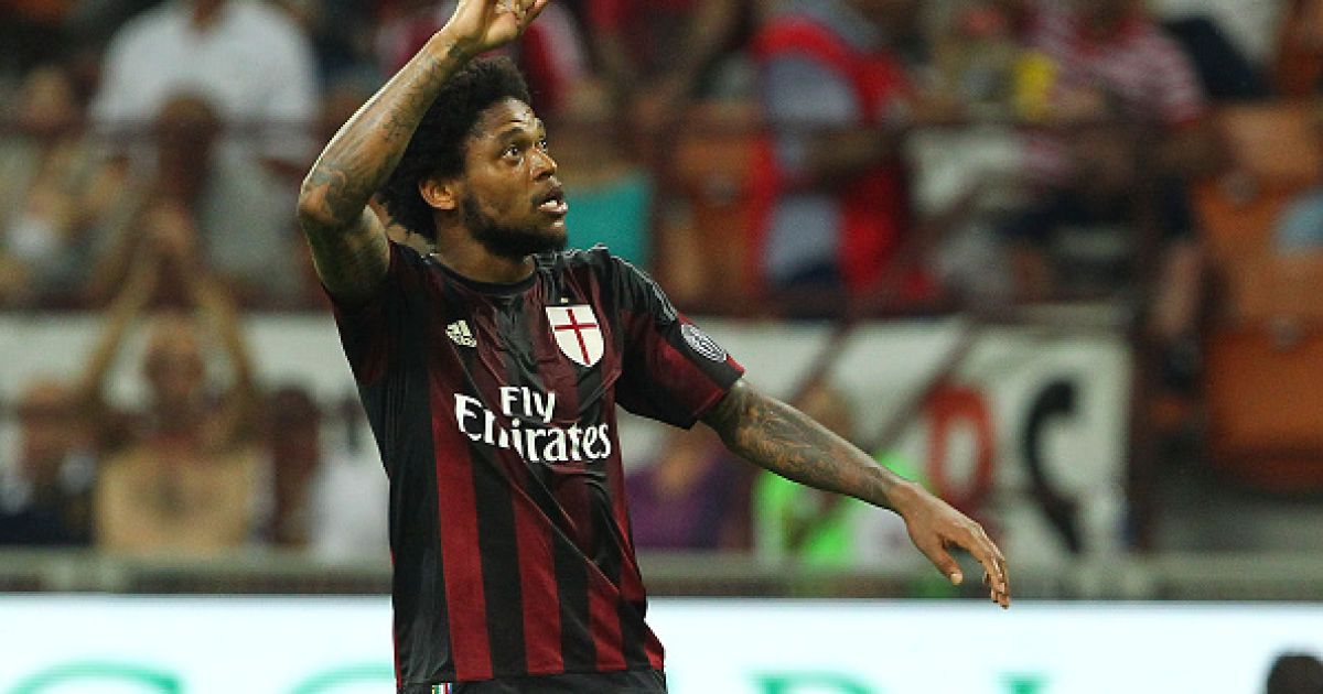 Адриано забил в серии А