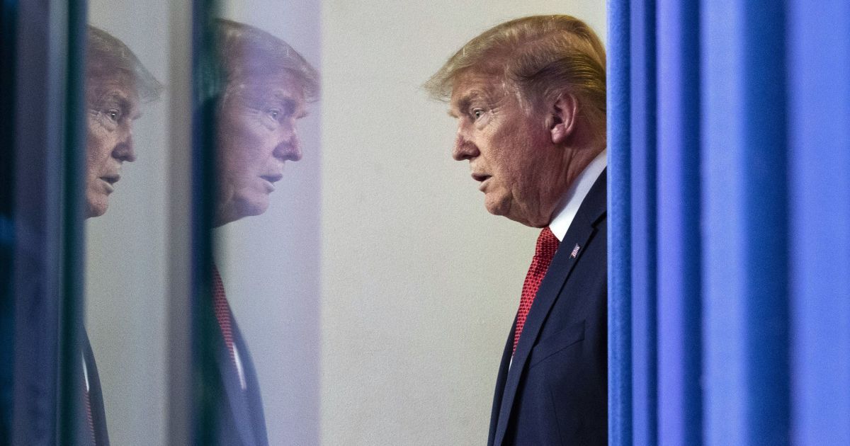 Трамп заявил, что Китай "не намеренно" выпустил коронавирус