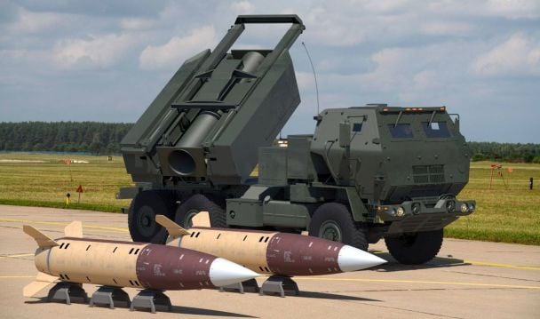 РСЗВ М142 HIMARS та ракети ATACMS / Фото: Mariusz Burcz