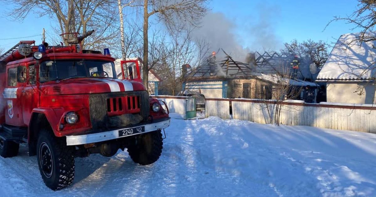 В Винницкой области горел дом, где находилось трое детей: младшая — в тяжелом состоянии