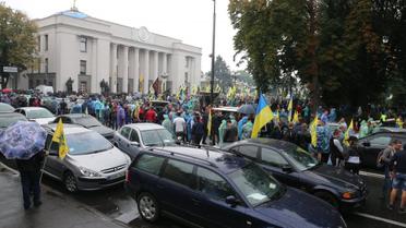 Акція протесту власників "євроблях"_2 / © УНІАН