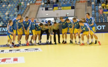 Юниорская сборная Украины по гандболу стала вице-чемпионом Европы в дивизионе "B"