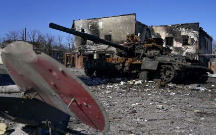 "Каміння з неба": на Луганщині знищена ремонтна база окупантів разом з ними та сотнею одиниць техніки