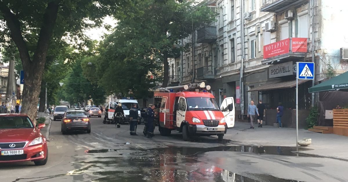 пожежа на вулиці Костянтинівській у Києві_2 / © Валерія Ковалінська, ТСН