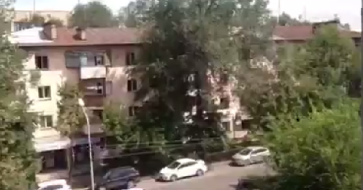 В Алмати невідомий стріляв із автомата з криками "Аллах акбар"