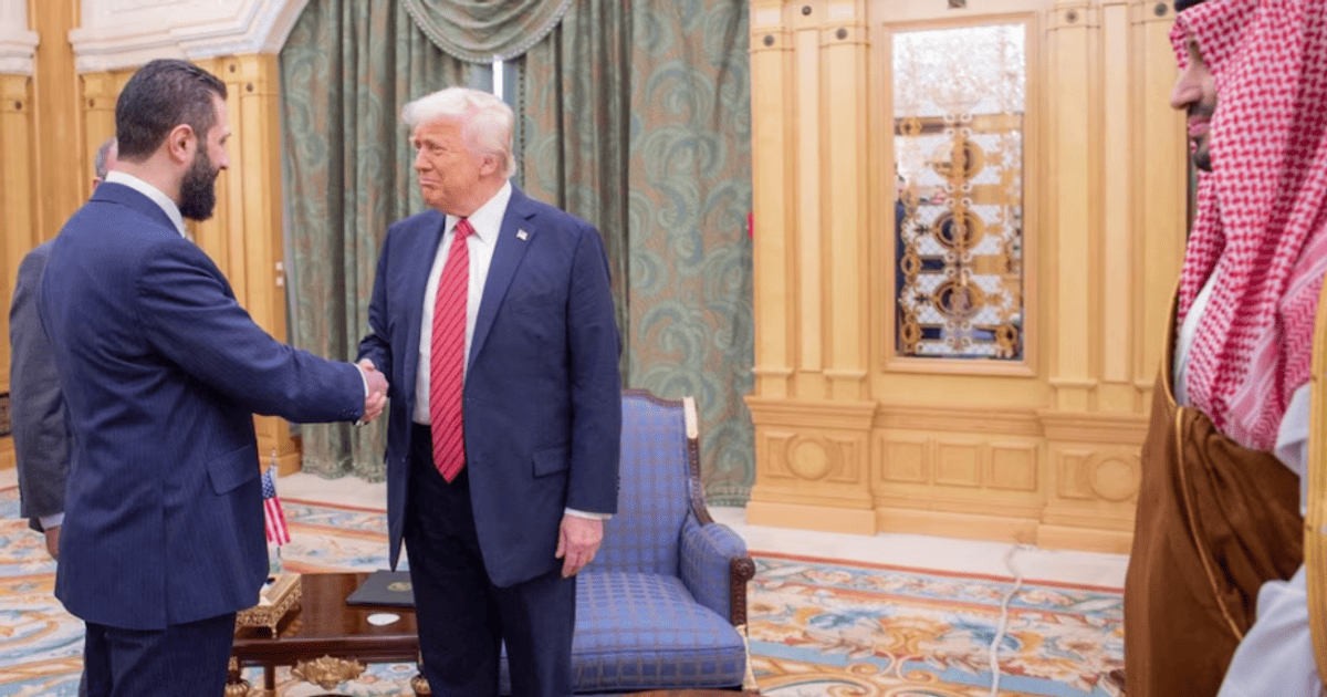 Президент США Дональд Трамп зустрічається з президентом Сирії Ахмедом аль-Шараа в Ер-Ріяді