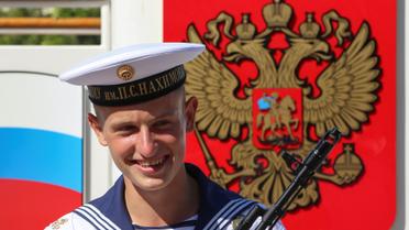 курсанти Нахімова дають присягу в окупованому севастополі_2 / © Reuters