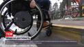 Почему украинцев возмущает обустройство условий для передвижения людей с инвалидностью