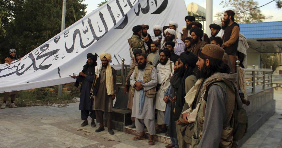 Захоплення Афганістану "Талібаном": що відбувається в країні та як реагує світ