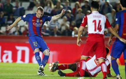 "Барселона" потерпає від травм. Основний захисник каталонців вилетів на три тижні