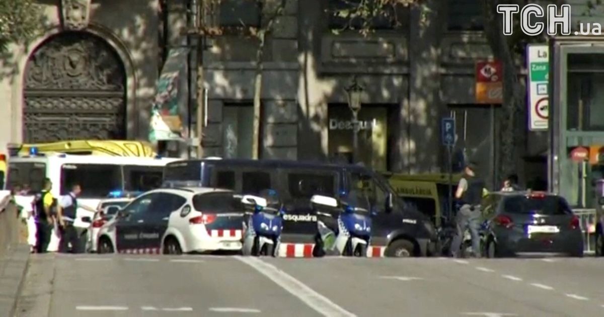 МЗС перевіряє, чи немає українців серед постраждалих в Барселоні
