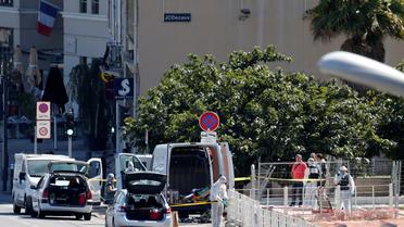 Авто влетіло у пасажирські зупинки в Марселі _3 / © Reuters