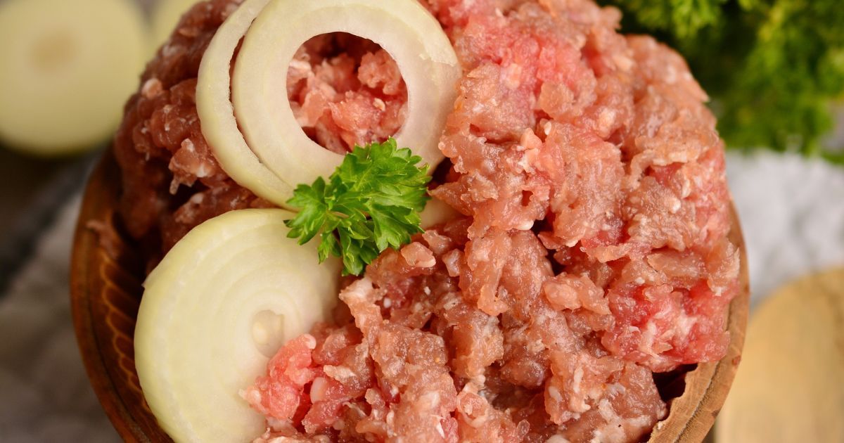 сколько нужно соли на 1 кг мясного фарша.