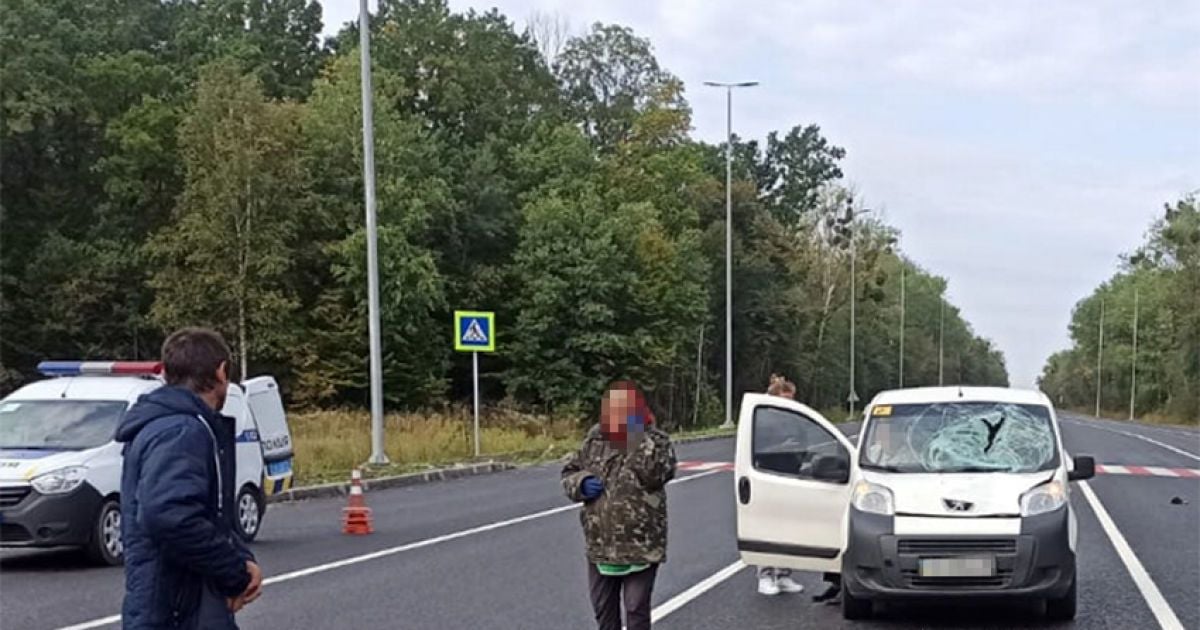 У Хмельницькій області легковик на смерть збив чоловіка