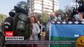 Новини світу: у Чилі спалахнули протести після того, як коп застрелив вуличного жонглера