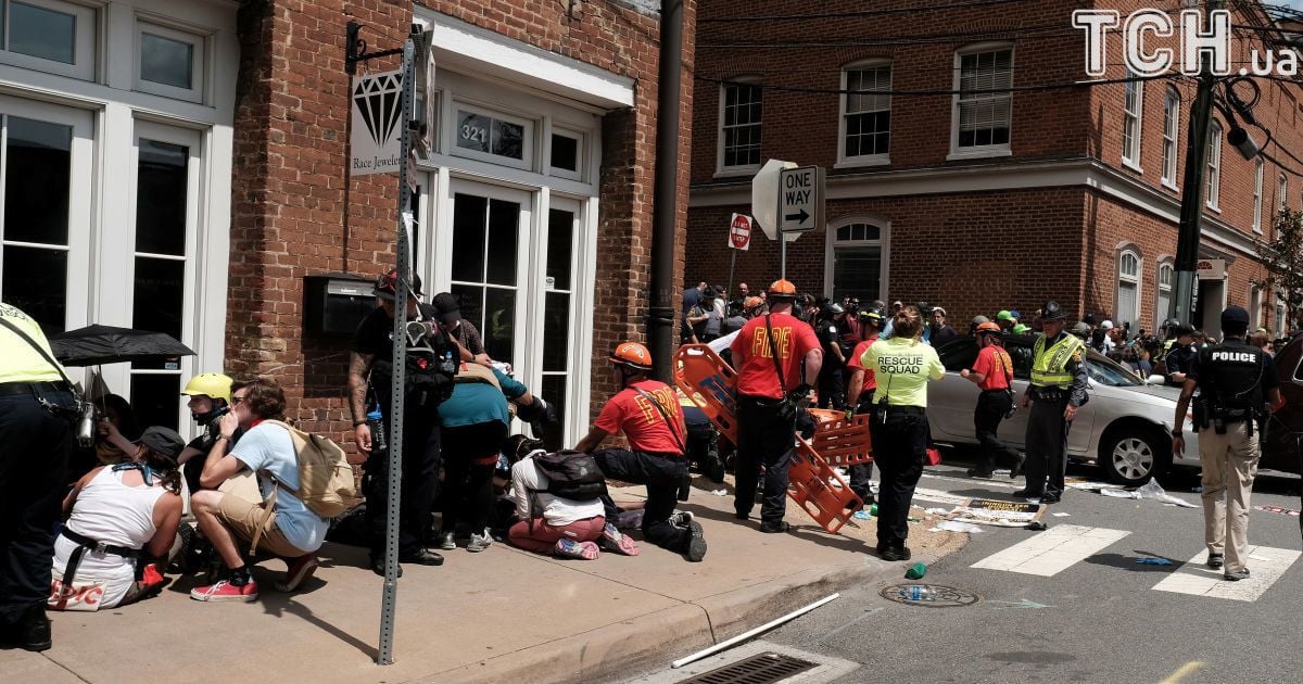 наїзд авто на протестувальників у Вірджинії в США_15 / © Reuters