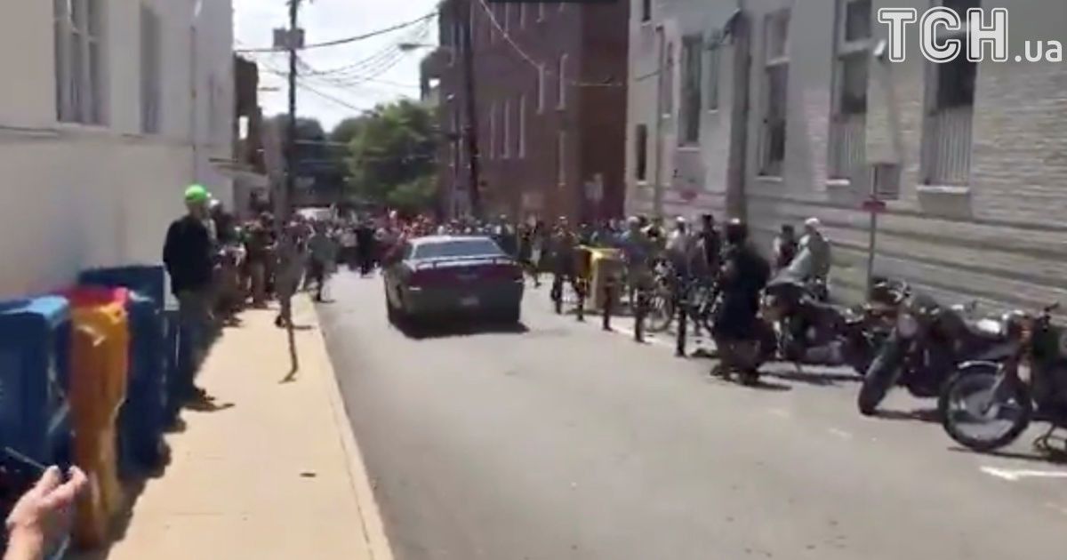 наїзд авто на протестувальників у Вірджинії в США_20 / © Reuters