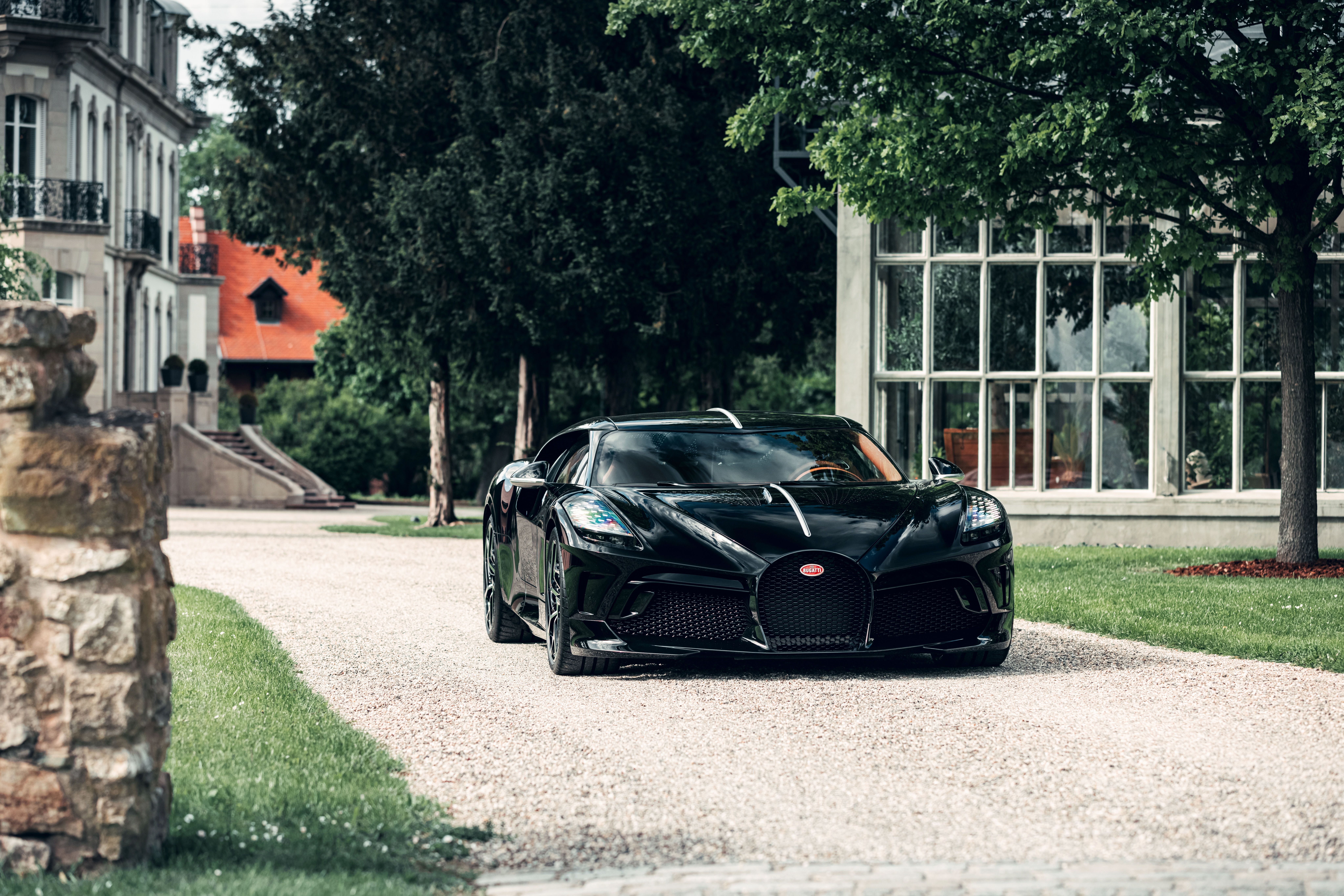 Bugatti La Voiture Noire представлен официально фото — Новости