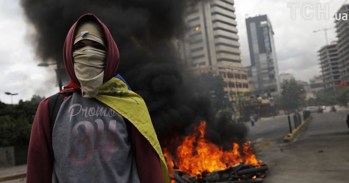 Кривавий Каракас: у Венесуелі напередодні виборів до Конституційної асамблеї вбили двох політиків