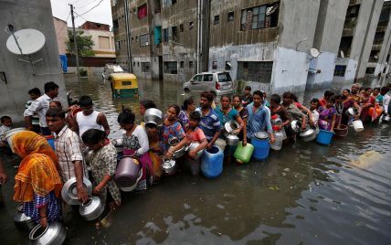 В Индии во время наводнения и оползней погибли больше 200 человек