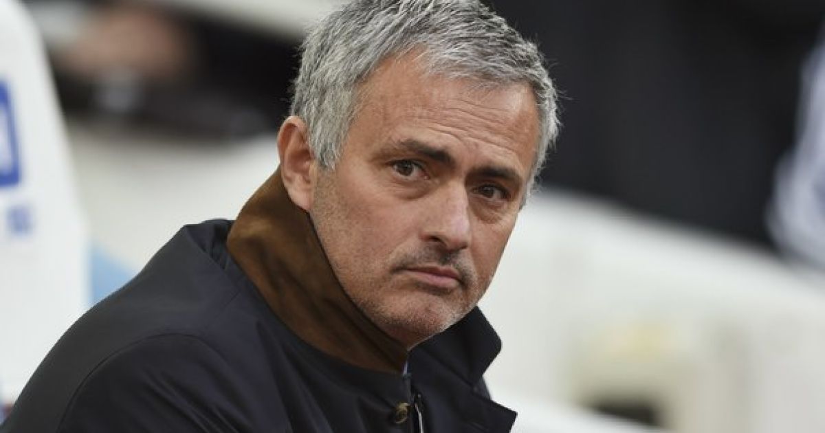 "Челси" Жозе Моуринью показал худший старт в истории клуба.