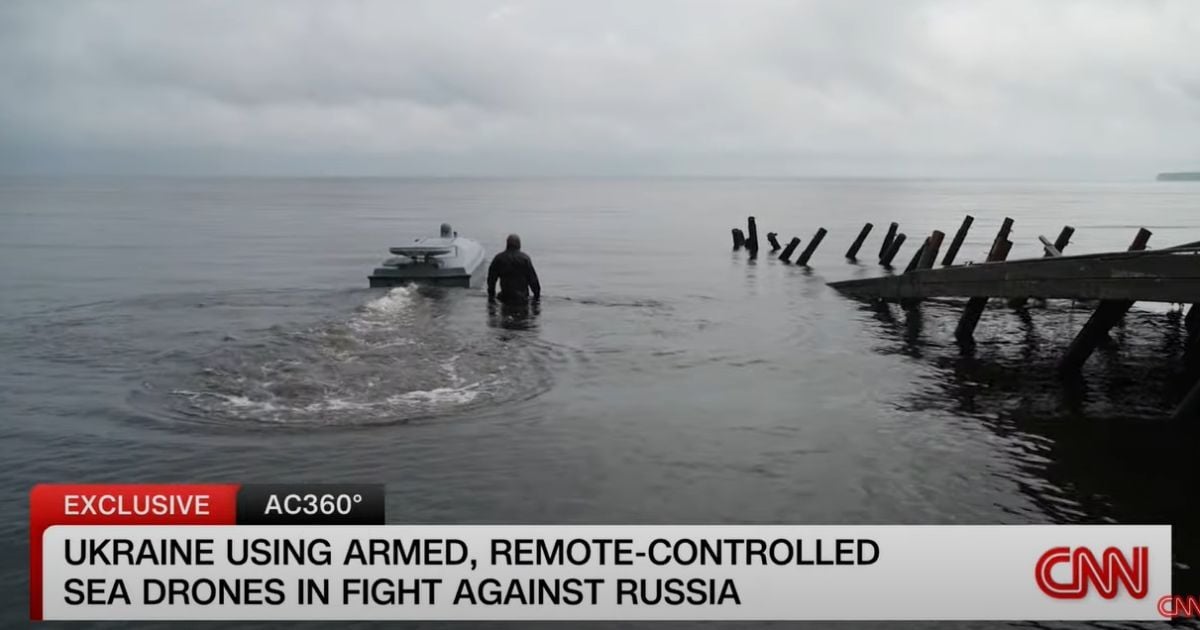 В репортаже CNN впервые публично продемонстрировали украинский морской дрон-камикадзе