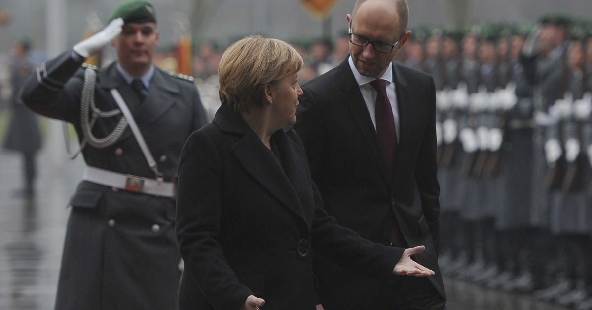 Меркель вимагає від Росії виконання Мінських угод
