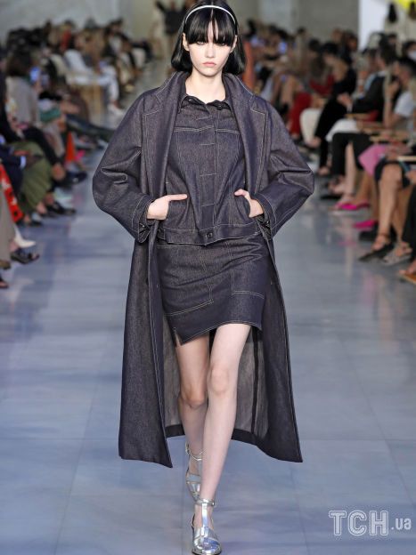 Коллекция Max Mara прет-а-порте сезона весна-лето 2022 / © East News