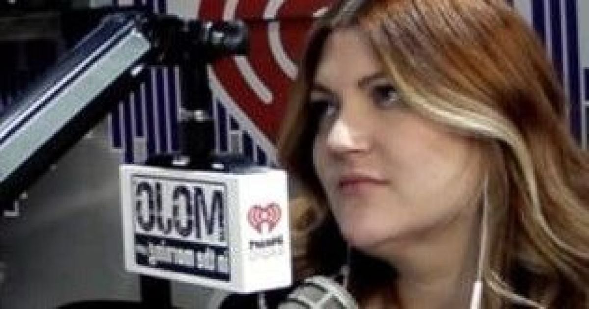 Женщина узнала об измене мужа в эфире радио