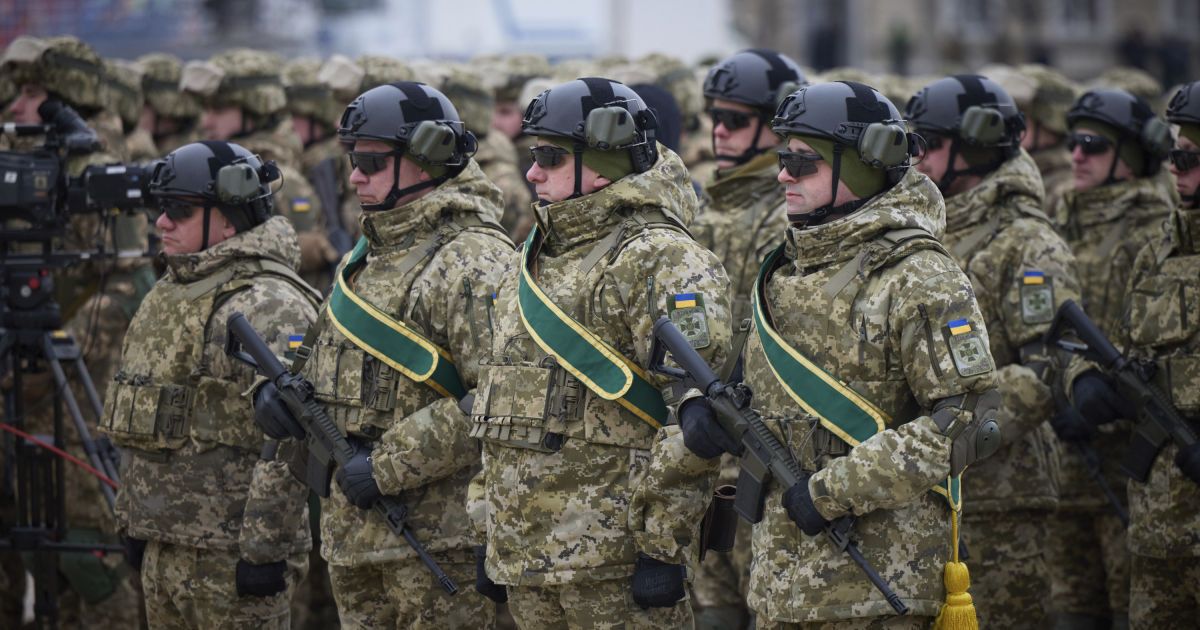 Загальна мобілізація 2023 року: пояснення, чи можуть призвати чоловіка з гіпотериозом