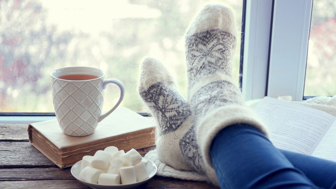 Почему зимой мёрзнут ноги и как этого избежать: простые способы
