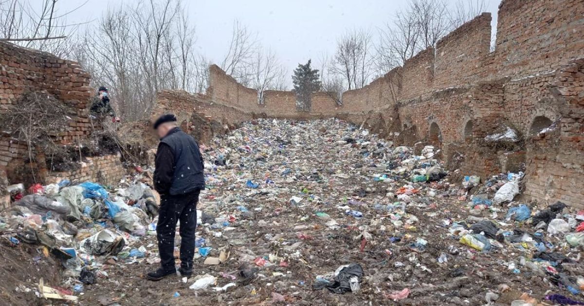 Сміття у Житомирській області_5 / © Головне управління Національної поліції в Житомирській області